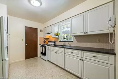 213 Richmond Ave S, Lehigh Acres, FL 33936 - Photo 13