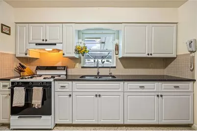 213 Richmond Ave S, Lehigh Acres, FL 33936 - Photo 15