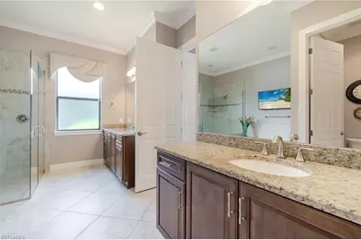 10024 Avalon Lake Cir, Fort Myers, FL 33913 - Photo 25