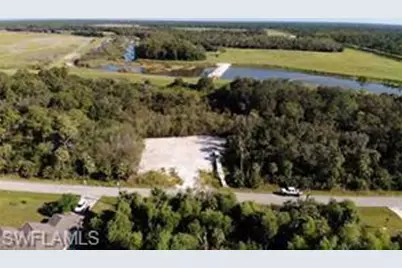 3410 32nd St W, Lehigh Acres, FL 33971 - Photo 3