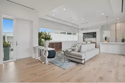 201 8th St S #309, Naples, FL 34102 - Photo 3