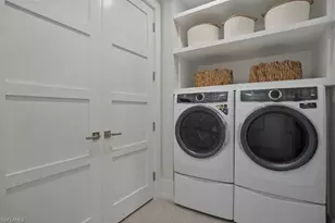 201 8th St S, Naples, FL 34102 - Photo 17