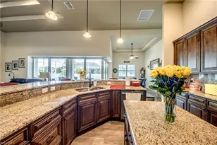 2736 Miracle Pkwy, Cape Coral, FL 33914 - Photo 23