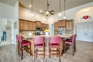 2736 Miracle Pkwy, Cape Coral, FL 33914 - Photo 17