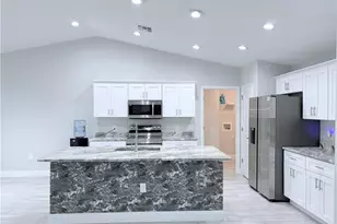 3912 NW 46th Ln, Cape Coral, FL 33993 - Photo 5