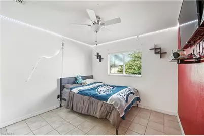 1204 NE 10th Ter, Cape Coral, FL 33909 - Photo 15