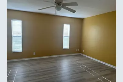 1915 SW 13th St, Cape Coral, FL 33991 - Photo 19