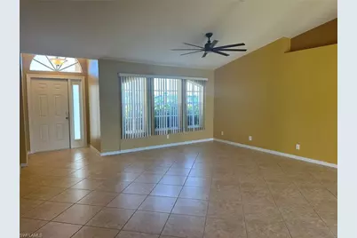 1915 SW 13th St, Cape Coral, FL 33991 - Photo 5