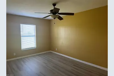 1915 SW 13th St, Cape Coral, FL 33991 - Photo 11