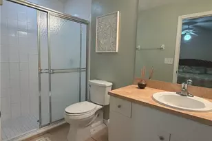 3732 NE 12th Pl, Cape Coral, FL 33909 - Photo 23