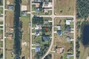 3202 Jacaranda Pkwy E, Cape Coral, FL 33909 - Photo 3