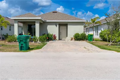 802 Friendship Cir, Labelle, FL 33935 - Photo 37
