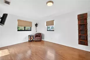 1802 SE 11th Pl, Cape Coral, FL 33990 - Photo 23