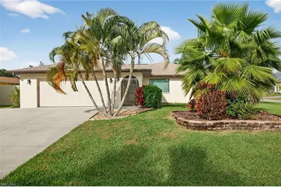 1802 SE 11th Pl, Cape Coral, FL 33990 - Photo 1
