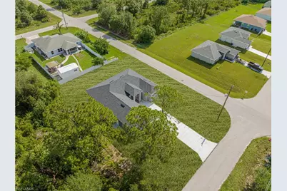3200 44th St W, Lehigh Acres, FL 33971 - Photo 11