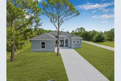 3200 44th St W, Lehigh Acres, FL 33971 - Photo 7