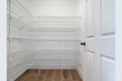 88 Erie Dr, Naples, FL 34110 - Photo 11