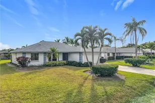 88 Erie Dr, Naples, FL 34110 - Photo 3