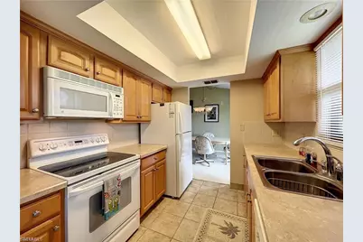 8445 Charter Club Cir #11, Fort Myers, FL 33919 - Photo 7