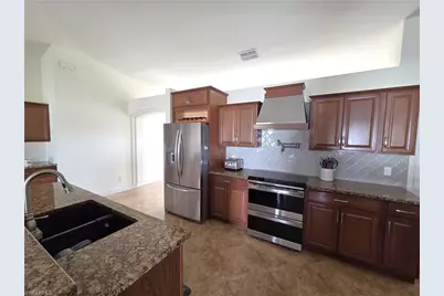 1050 NW 33rd Pl, Cape Coral, FL 33993 - Photo 15