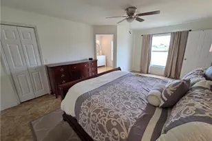 1050 NW 33rd Pl, Cape Coral, FL 33993 - Photo 33