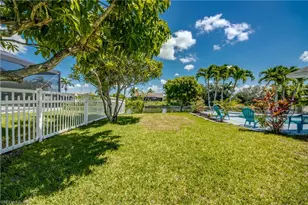 121 SE 17th St, Cape Coral, FL 33990 - Photo 47
