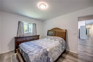 121 SE 17th St, Cape Coral, FL 33990 - Photo 25