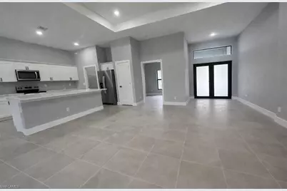 529 SE 7th St, Cape Coral, FL 33990 - Photo 3