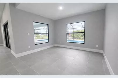 529 SE 7th St, Cape Coral, FL 33990 - Photo 15