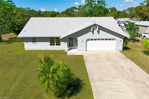 17141 Carolyn Ln, North Fort Myers, FL 33917 - Photo 3