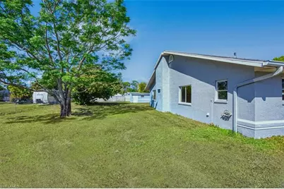 17141 Carolyn Ln, North Fort Myers, FL 33917 - Photo 35