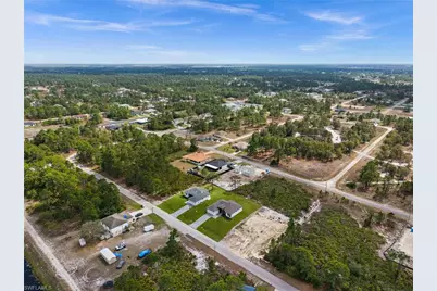 936 Bolivia Dr, Lehigh Acres, FL 33974 - Photo 41