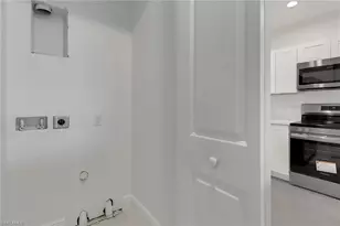 1803 Samantha Gayle Wy, Cape Coral, FL 33914 - Photo 23