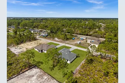 938 Bolivia Dr, Lehigh Acres, FL 33974 - Photo 43