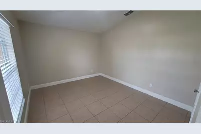 1225 NW 26th Pl, Cape Coral, FL 33993 - Photo 5