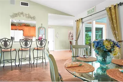 2718 SW 9th Pl, Cape Coral, FL 33914 - Photo 7