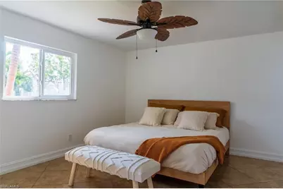 2208 Viscaya Pkwy, Cape Coral, FL 33990 - Photo 19