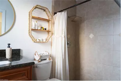 2208 Viscaya Pkwy, Cape Coral, FL 33990 - Photo 21