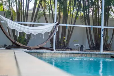 2208 Viscaya Pkwy, Cape Coral, FL 33990 - Photo 11