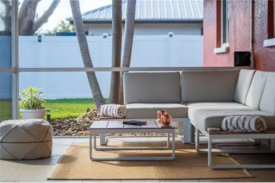 2208 Viscaya Pkwy, Cape Coral, FL 33990 - Photo 15