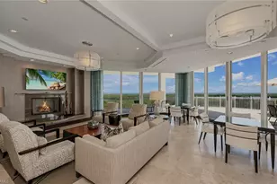 13675 Vanderbilt Dr, Naples, FL 34110 - Photo 39