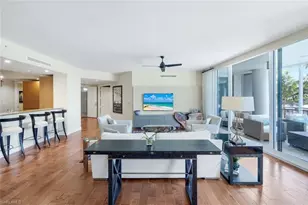 13675 Vanderbilt Dr, Naples, FL 34110 - Photo 7