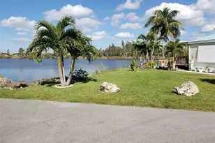 7029 Granada Lakes Dr, Fort Myers, FL 33967 - Photo 19