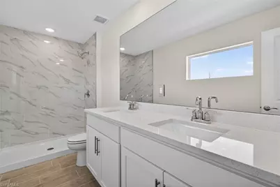 630 NW 28th Ter, Cape Coral, FL 33993 - Photo 15