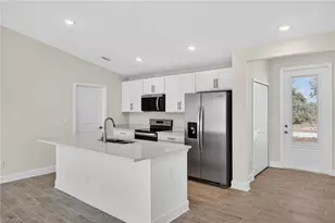 630 NW 28th Terrace, Cape Coral, FL 33993 - Photo 9