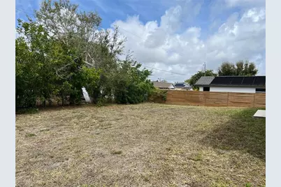 1808 SW 2nd Pl, Cape Coral, FL 33991 - Photo 7