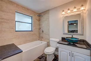 1063 Debbie Ln, Labelle, FL 33935 - Photo 11