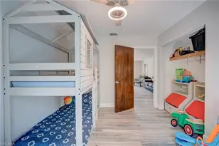 1063 Debbie Ln, Labelle, FL 33935 - Photo 13