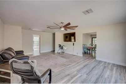 1063 Debbie Ln, Labelle, FL 33935 - Photo 3