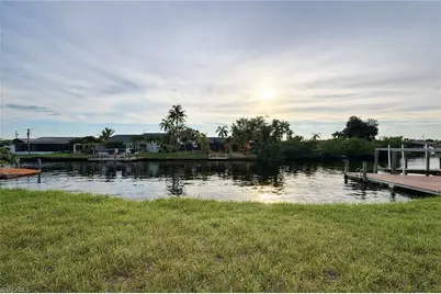 4226 SW 1st Pl, Cape Coral, FL 33914 - Photo 1
